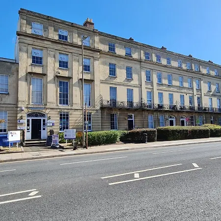Margaret'S Ground By Fortuna Property Cheltenham Exterior photo